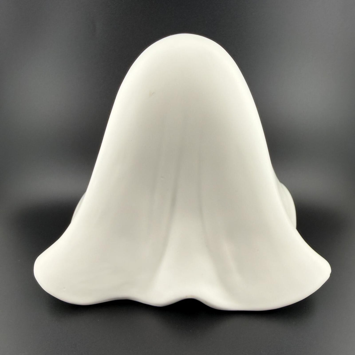 Goblin & Ghoul - Light Up Ghost Halloween Decor 8" White