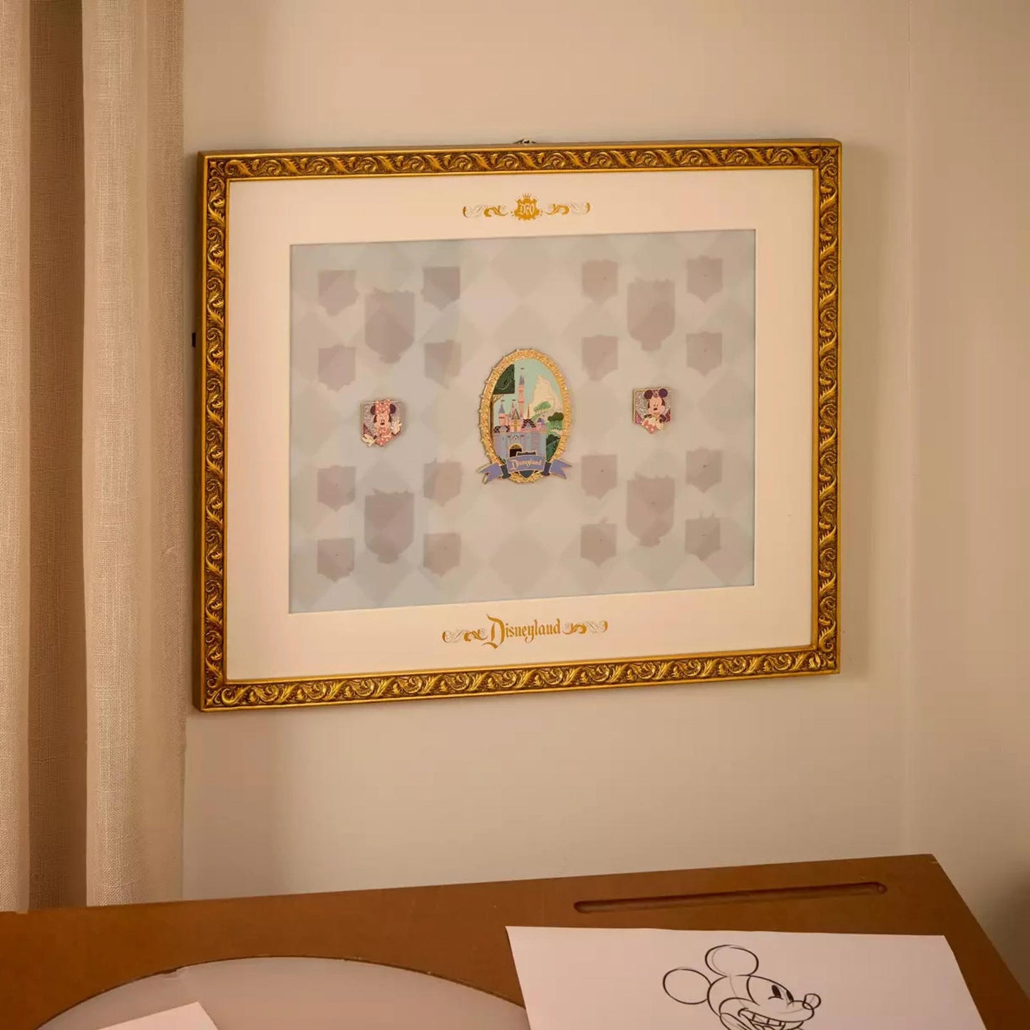 Disney Castle 70th Anniversary Vault LE Pin Frame w/ 3 pins