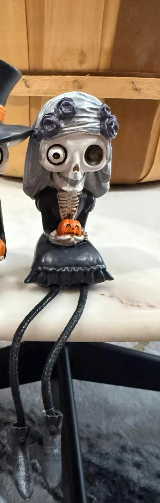 Cracker Barrel - Skeleton Ghost Bride Dangler Shelf Sitter