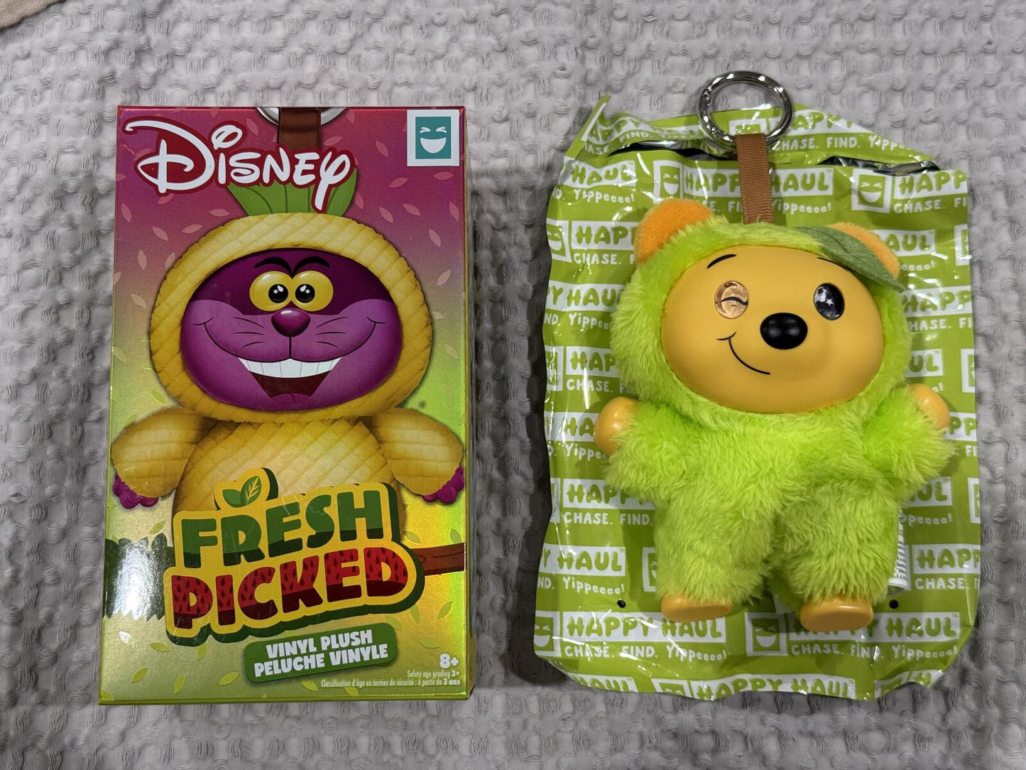 Disney - Fresh Picked - Winnie The Pooh Revealed Blind Box Plush Keychain