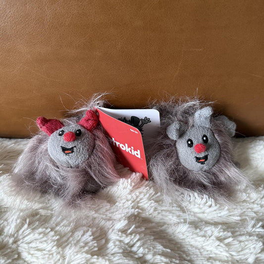 Retrokid - Big Comfy Couch Dustbunnies Bag Charm