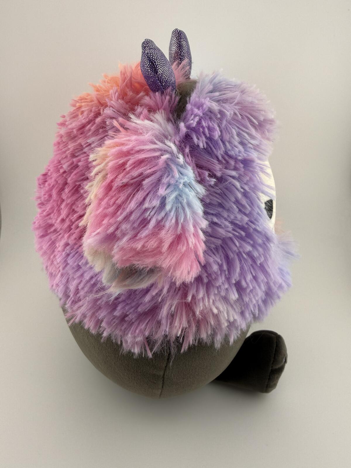 Squishmallows - Frumpy the Salty Bigfoot Valentines - Jazwares