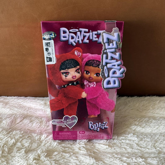 Bratz - Bratziez Sweetheartz Seriez Plush Keychain Blind Box