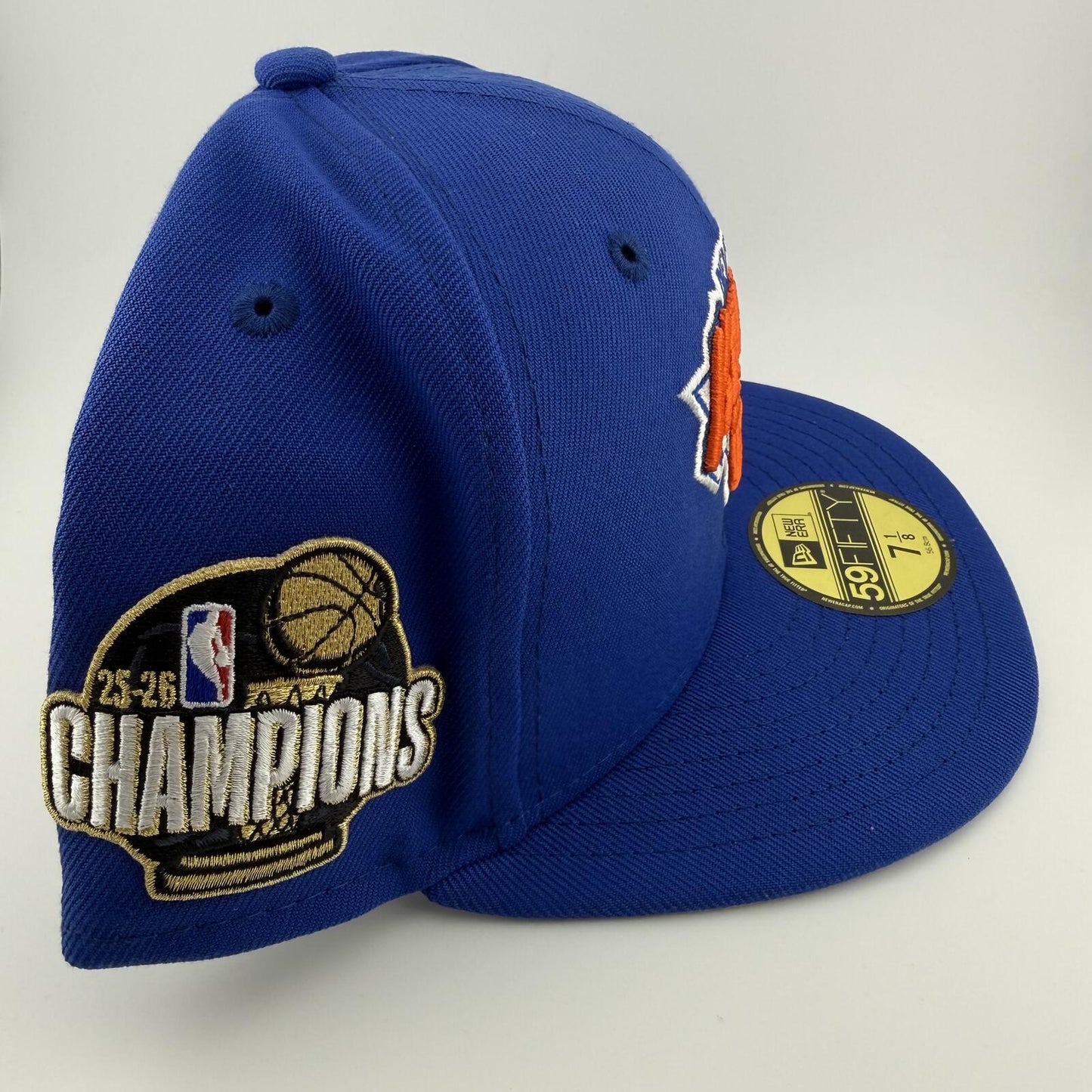 New York Knicks - 2026 NBA Finals Champions Fitted Hat - 7 1/8 Blue ( 59FIFTY)