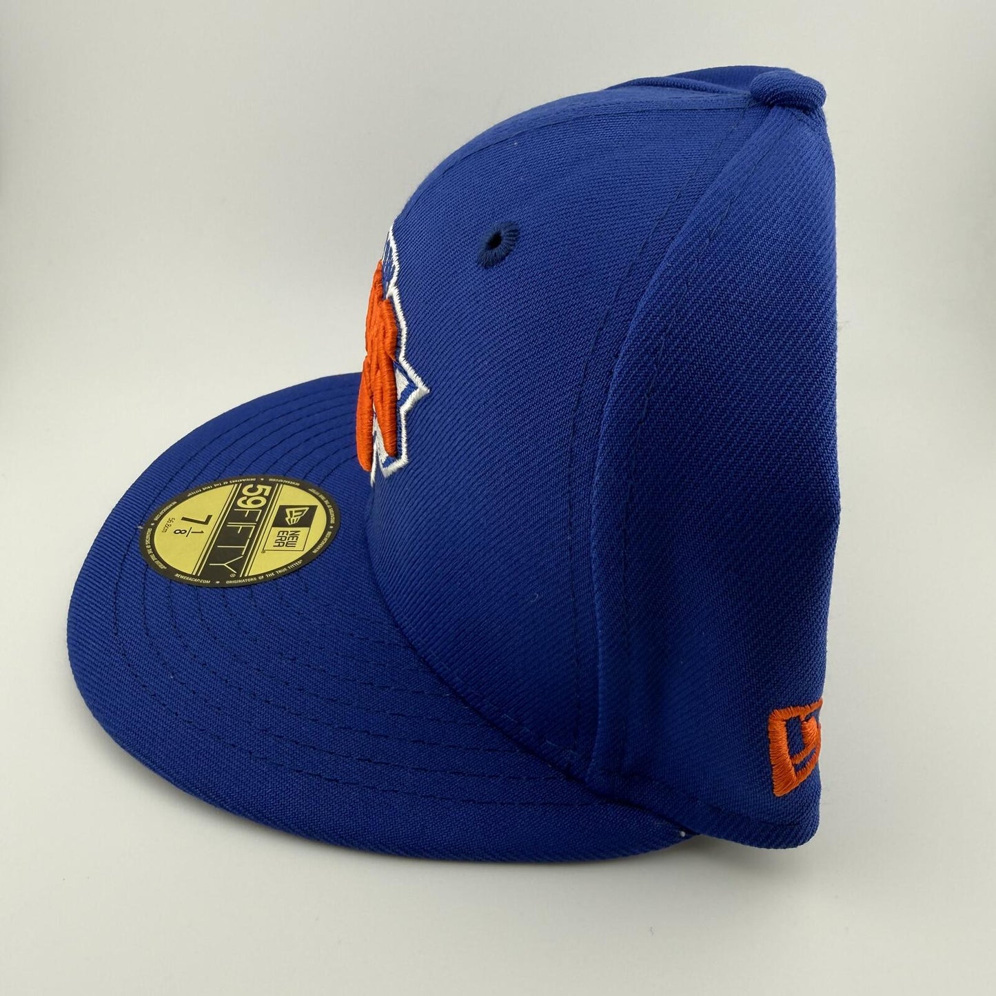 New York Knicks - 2026 NBA Finals Champions Fitted Hat - 7 1/8 Blue ( 59FIFTY)