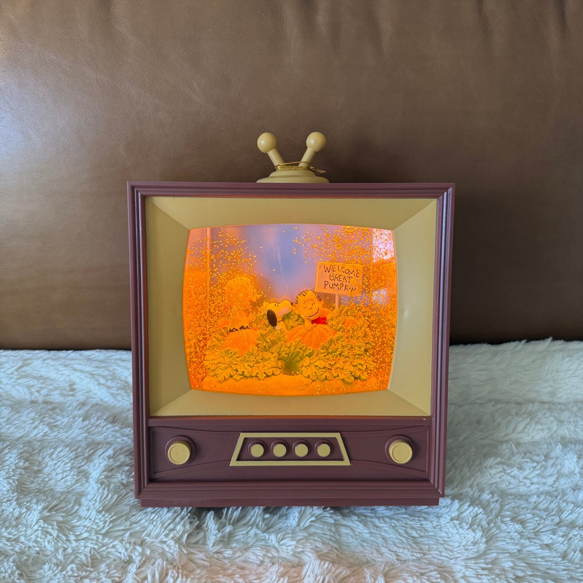 2026 Peanuts Snoopy Musical TV Water Globe SnoMotion
