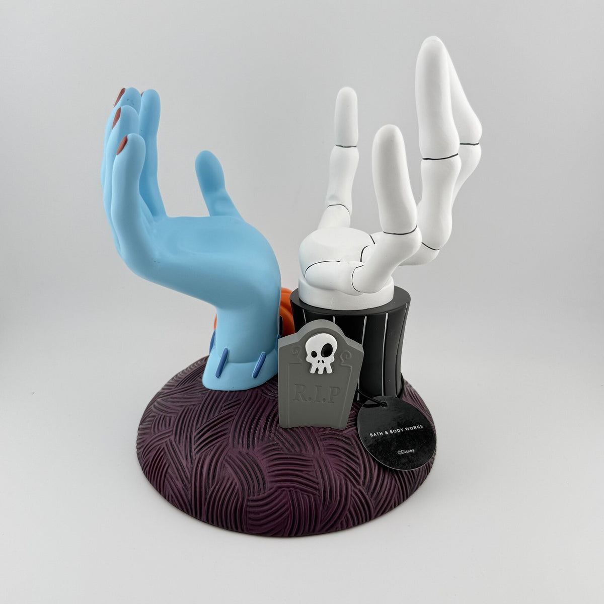 Bath & Body Works - Nightmare Before Christmas - Jack & Sally Hands Candle Pedestal
