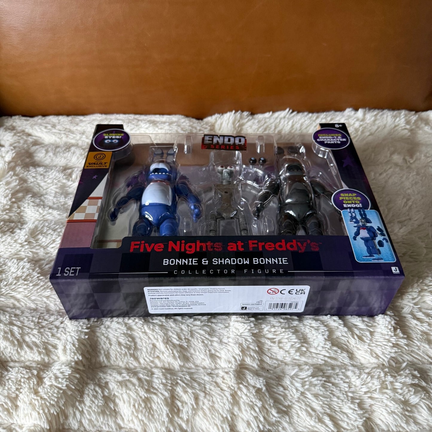 Five Nights at Freddy's - Endo Series - Bonnie & Shadow Bonnie - Vault Exclusive