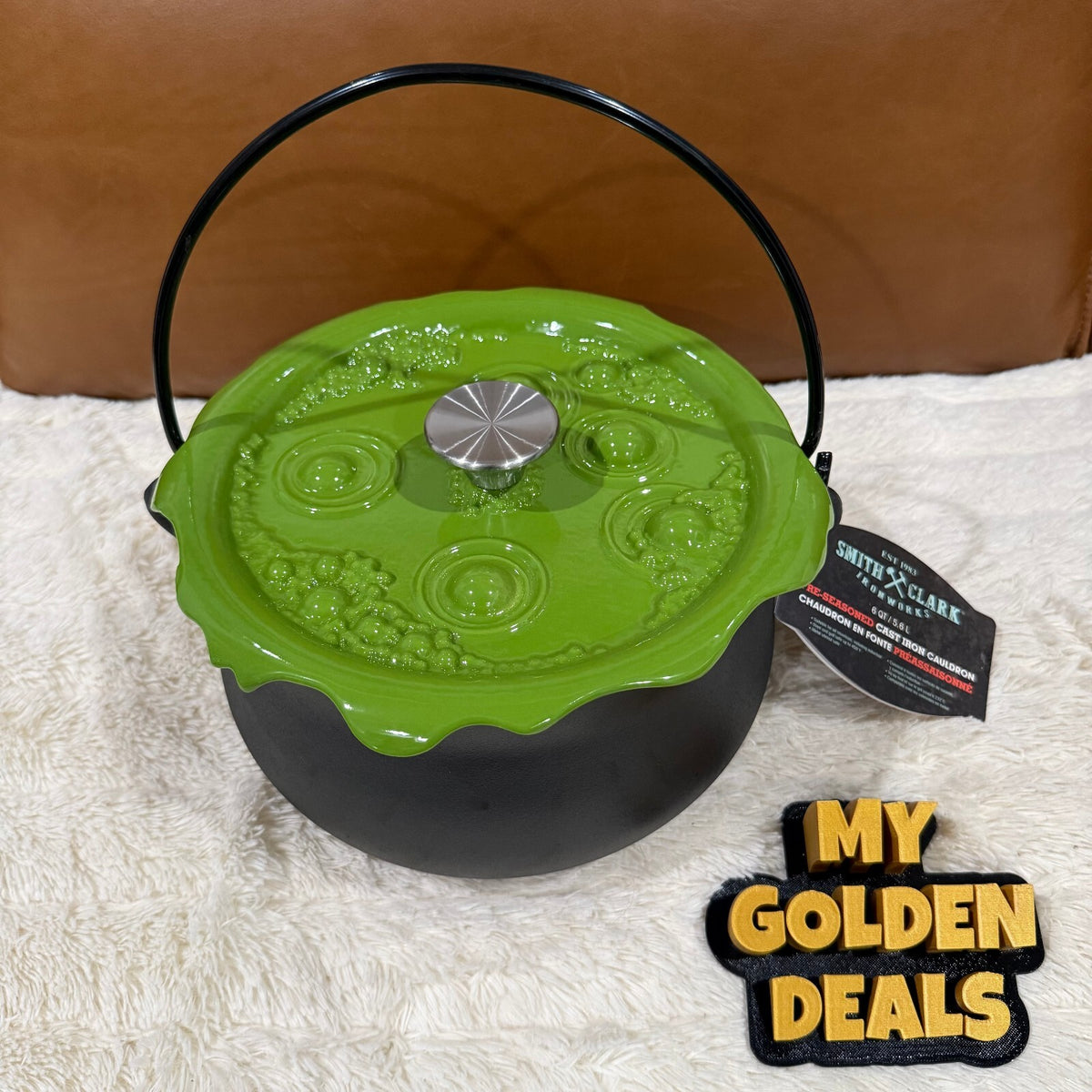Smith & Clark - 6 Qt Cast Iron Cauldron - Green Bubbling Lid