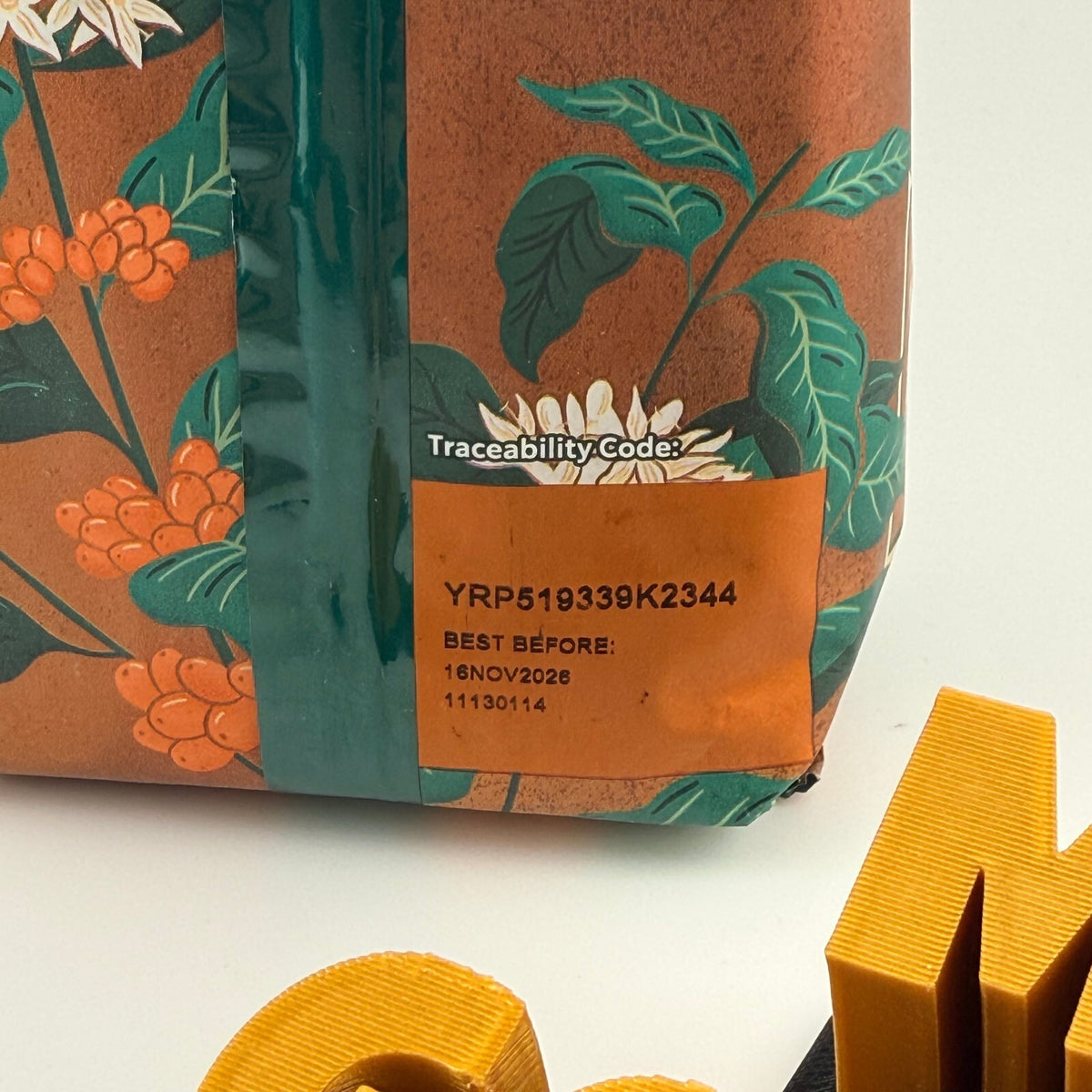 Starbucks - Pike Place Roast Whole Bean 16 oz Medium Roast