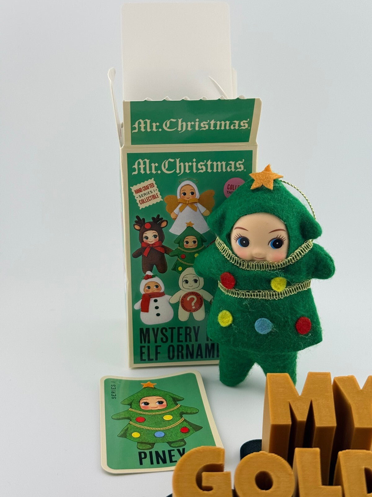 Mr Christmas - Mystery Mini Elf Ornament - Piney - Series 1 Collectible