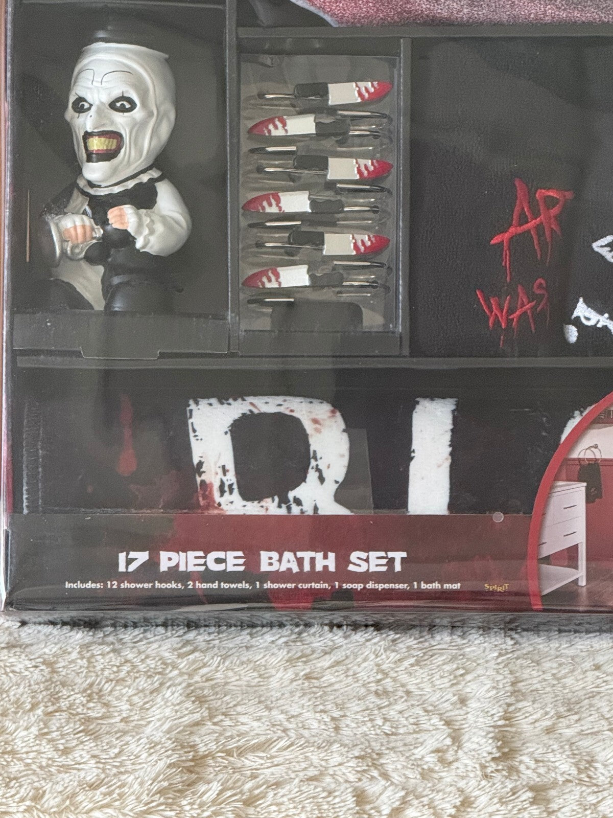 Terrifier - Art The Clown - 17 Piece Bathroom Bath Set