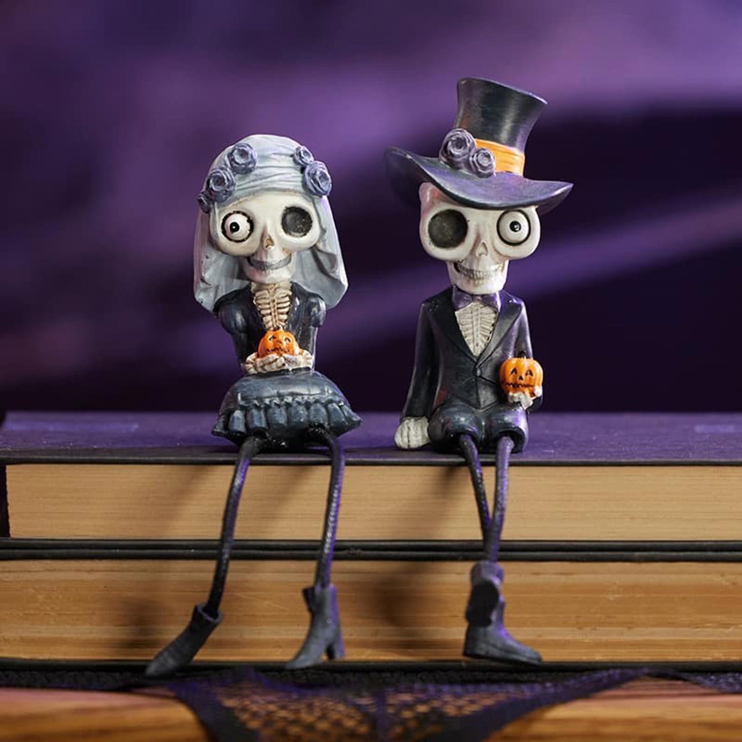 Cracker Barrel - 2025 Ghost Groom & Bride Shelf Sitter Set
